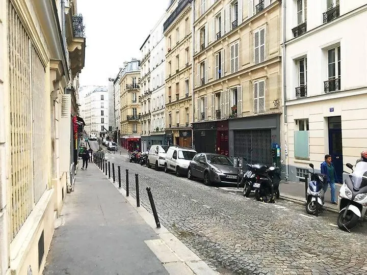 Grand Appart D'Angle - Montmartre Moulin Galette Paris Apartment